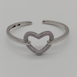BRACELETE CORAÇÃO CRAVEJADO GRANDE RÓDIO