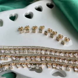 CONJUNTO LUXURY COLAR E BRINCO CRAVEJADO GOTAS CRISTAL