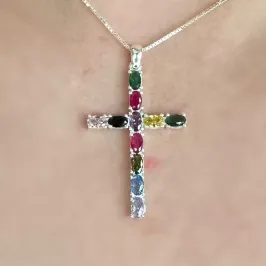 GARGANTILHA PRATA CRUZ ZIRCONIAS COLORS