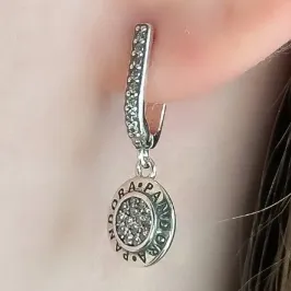 BRINCO PRATA ARGOLA U CRAVEJADO INSPIRAÇÃO PANDORA