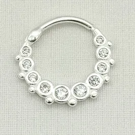 PIERCING PRATA ARGOLA CRAVEJADA CRISTAL