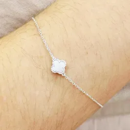 PULSEIRA PRATA VAN CLEEF MADRE PEROLA