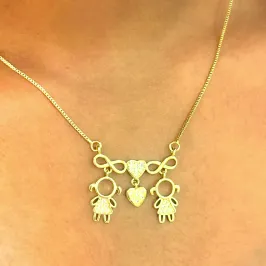 GARGANTILHA 2 MENINAS COM INFINITO E CORAÇÃO CRAVEJADO
