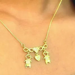GARGANTILHA 2 MENINOS COM INFINITO E CORAÇÃO CRAVEJADO