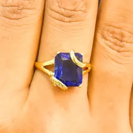 ANEL RETÂNGULAR PEDRA AZUL SAFIRA
