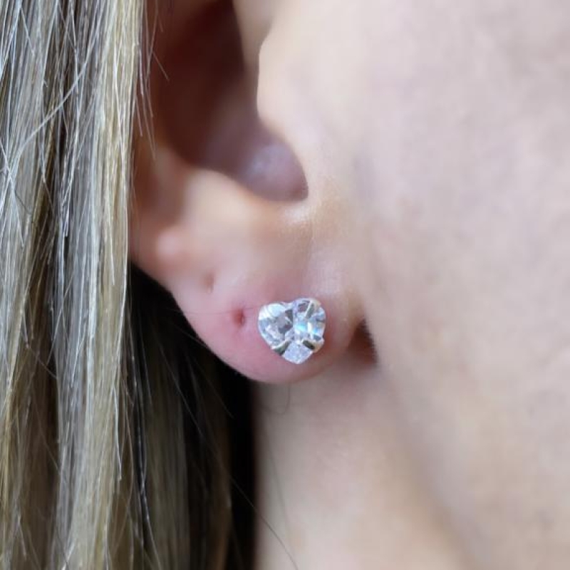 BRINCO PRATA CORAÇÃO ZIRCONIA 6MM