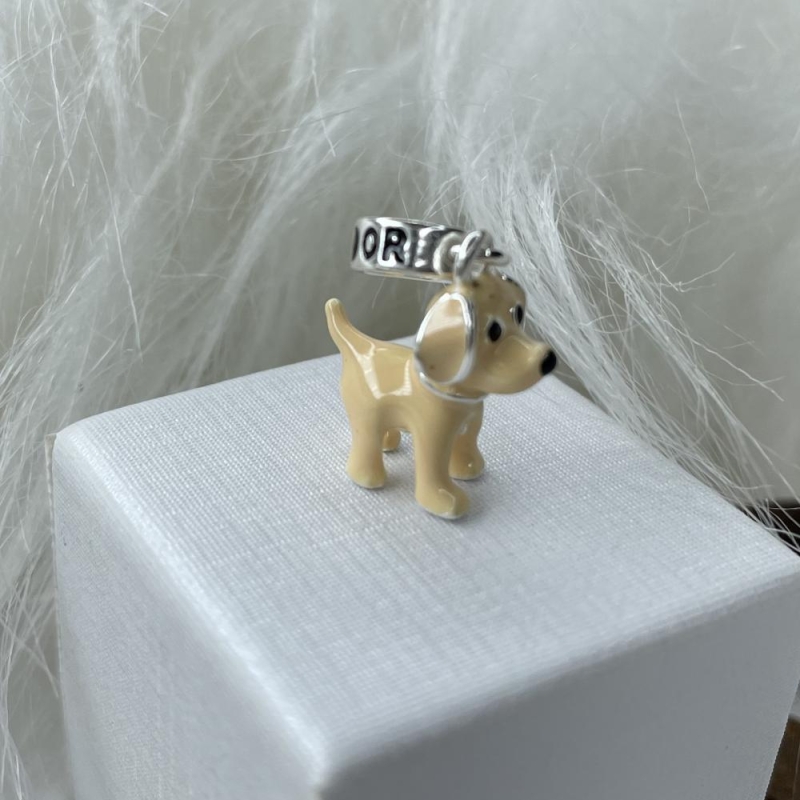BERLOQUE PRATA CACHORRO LABRADOR COM RESINA