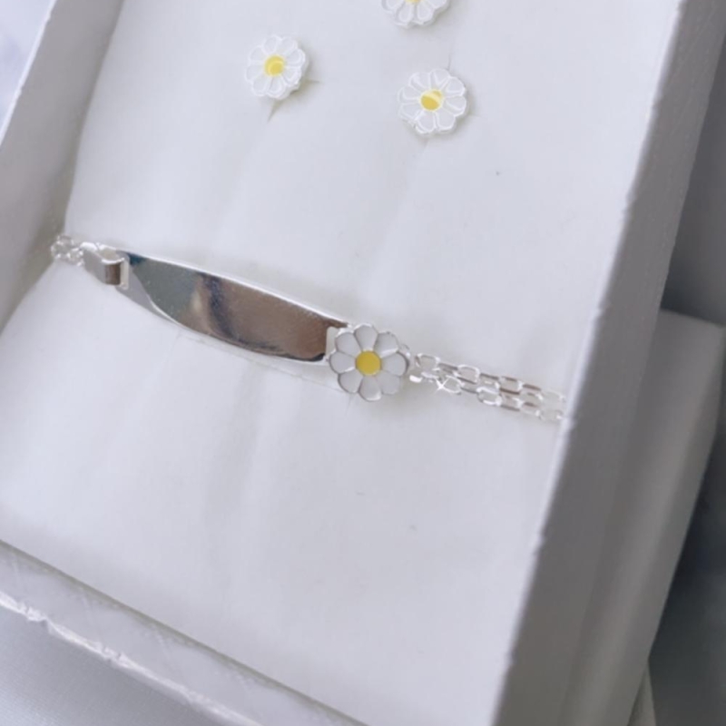CONJUNTO PRATA INFANTIL BRINCO E PULSEIRA FLOR AMARELA