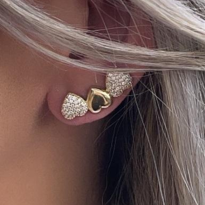 BRINCO EAR CUFF CORAÇÃO CRAVEJADO E LISO