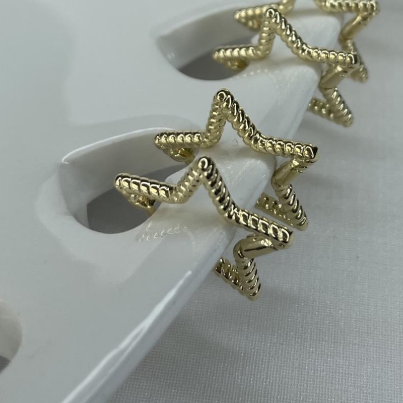BRINCO ESTRELA DIAMANTADA
