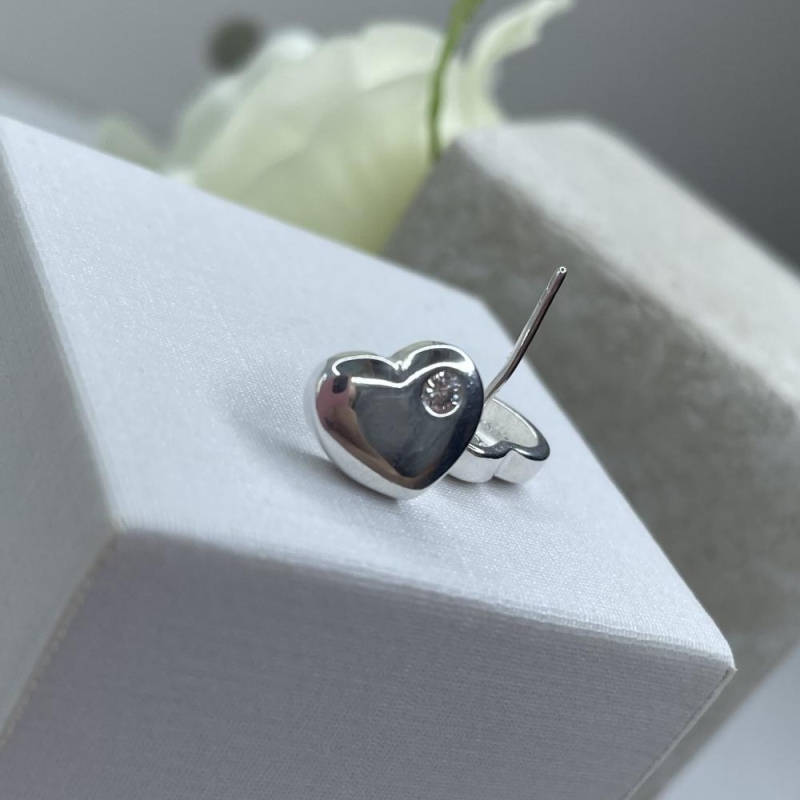 BRINCO PRATA CORAÇÃO COM ZIRCONIA