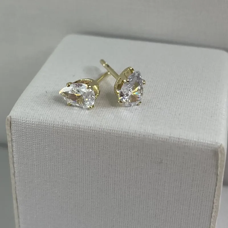 BRINCO GOTA CRISTAL 4X6 MM