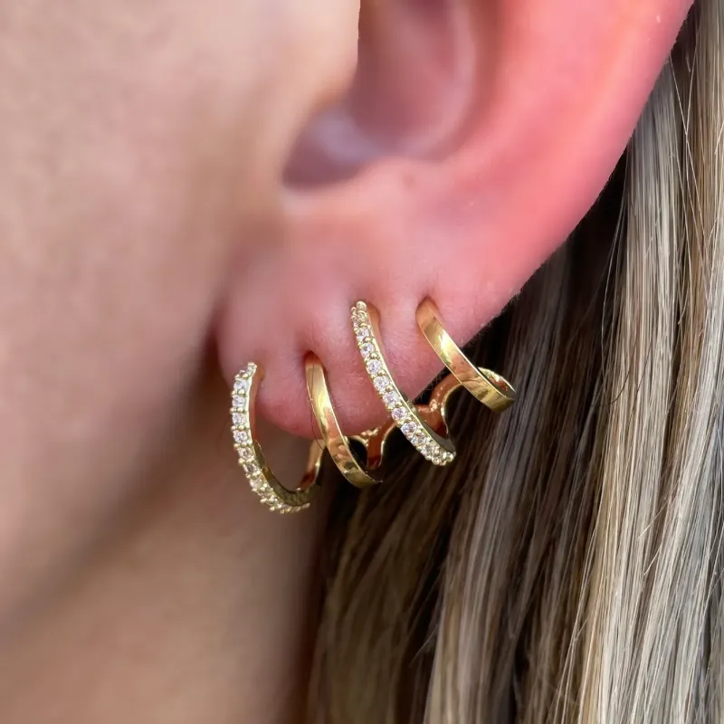 BRINCO EAR CUFF LISO E CRAVEJADO