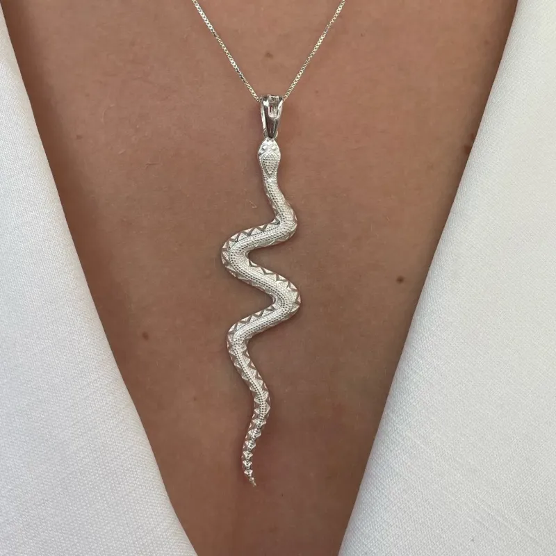 GARGANTILHA PRATA COBRA