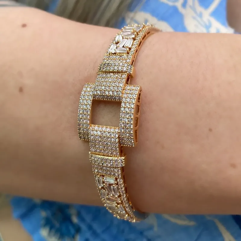 BRACELETE LUXURY CRAVEJADO