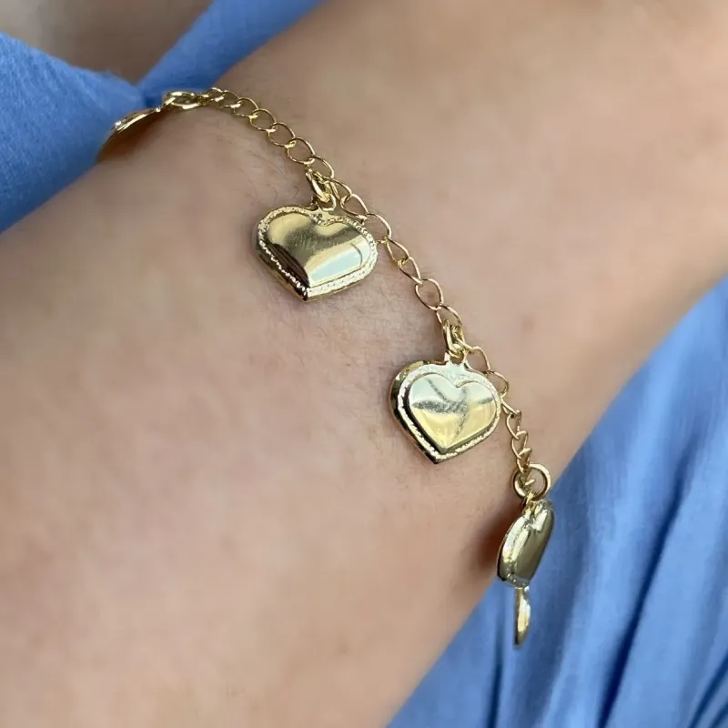 PULSEIRA CORAÇÕES LISOS PENDURADOS