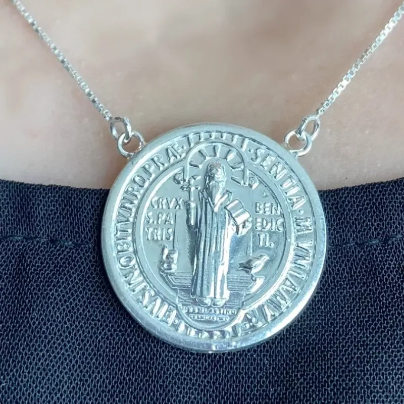 GARGANTILHA PRATA MEDALHA SÃO BENTO