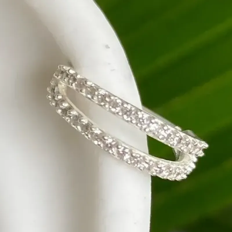 PIERCING PRATA ARGOLA  DUPLA CRAVEJADA