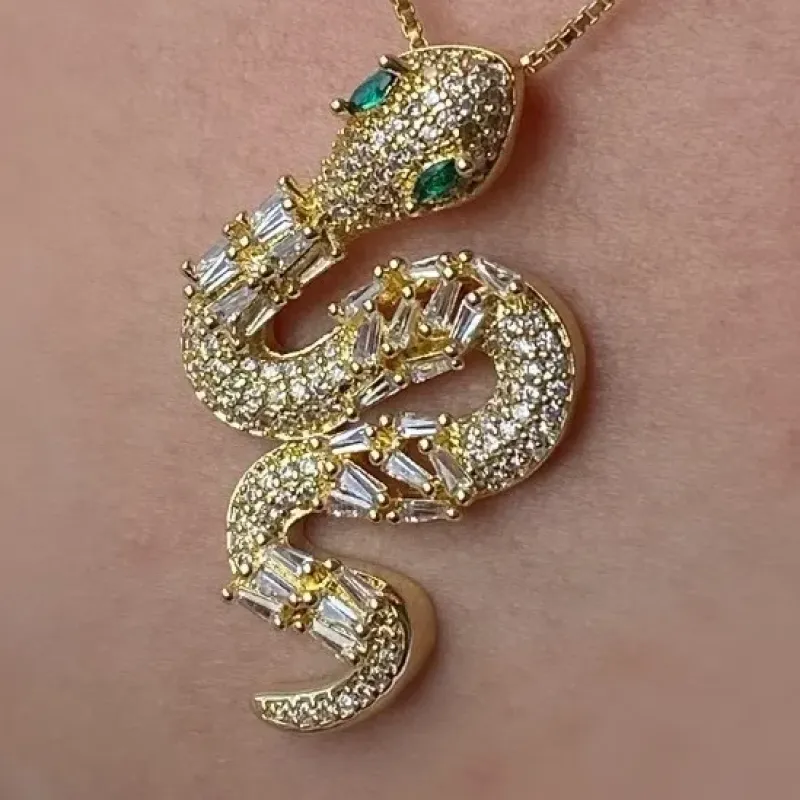 PINGENTE COBRA CRAVEJADA