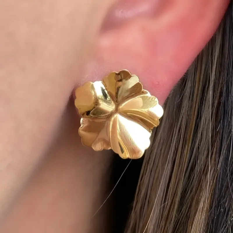 BRINCO FLOR LISA