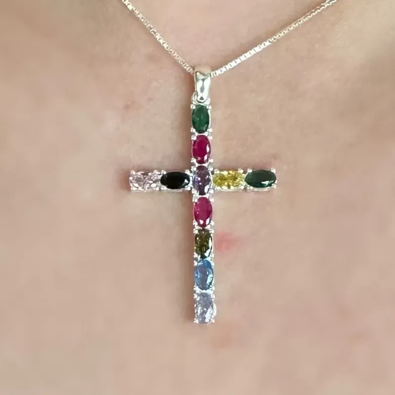 GARGANTILHA PRATA CRUZ ZIRCONIAS COLORS