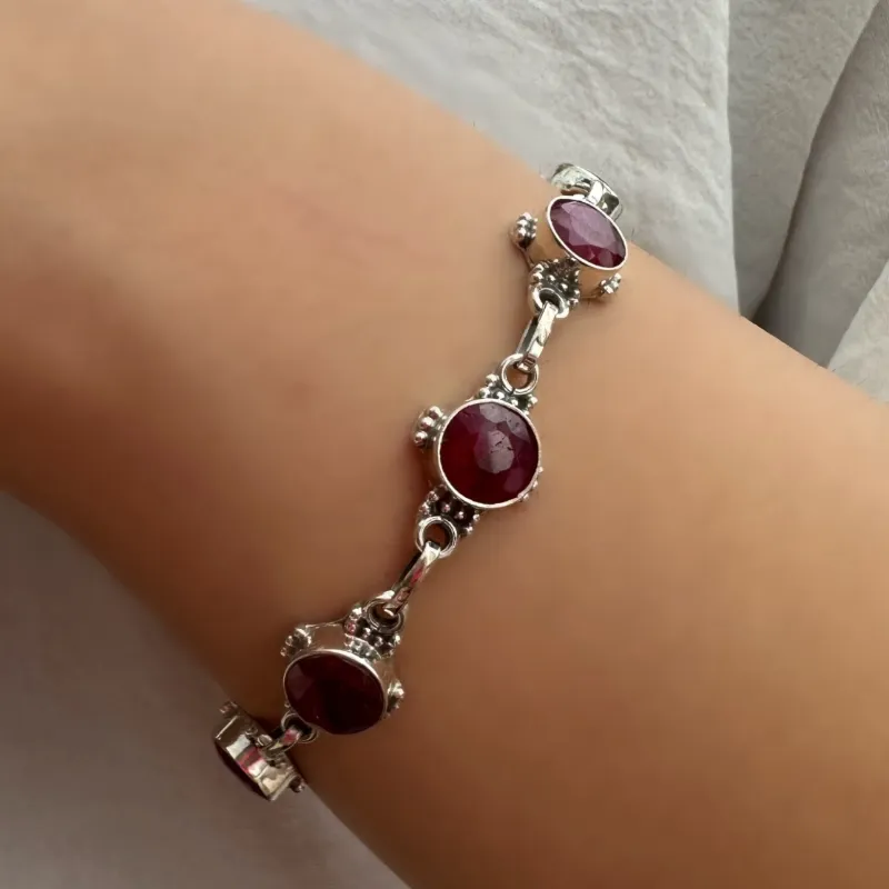 PULSEIRA PRATA PEDRA RUBI NATURAL