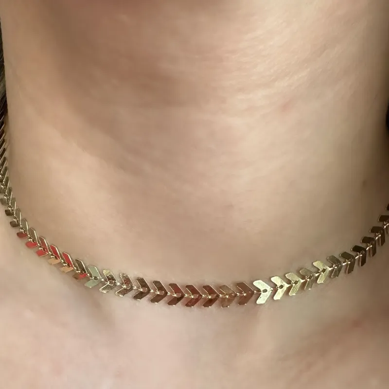 CHOKER FLECHINHAS LISAS