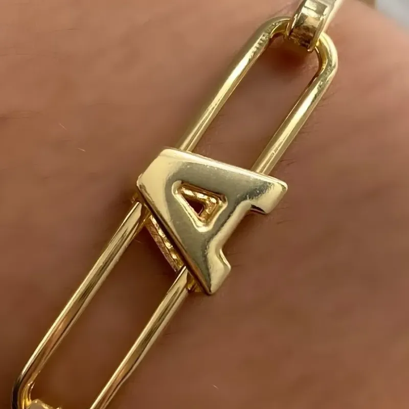 PINGENTE LETRA A LISO PARA BRACELETE