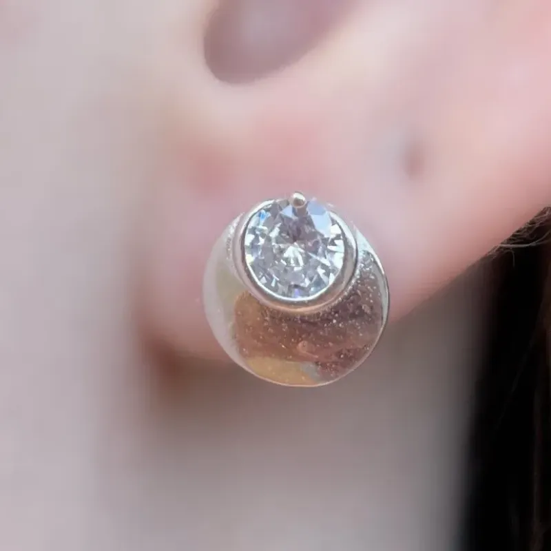 BRINCO PRATA ESFERA COM ZIRCONIA CRISTAL