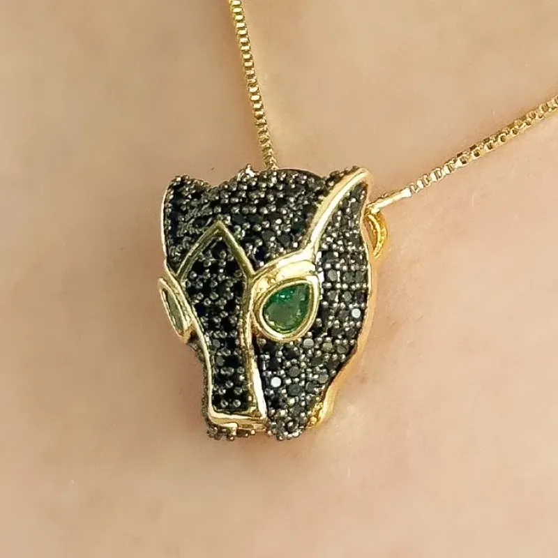 GARGANTILHA TIGRE CRAVEJADO NEGRO