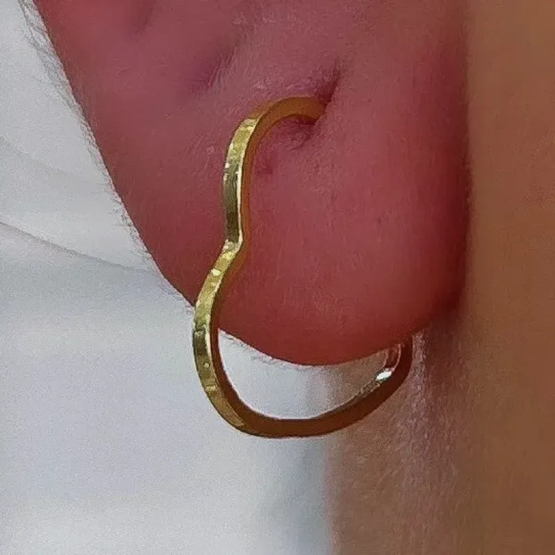 BRINCO ARGOLA CORAÇÃO PEQUENA