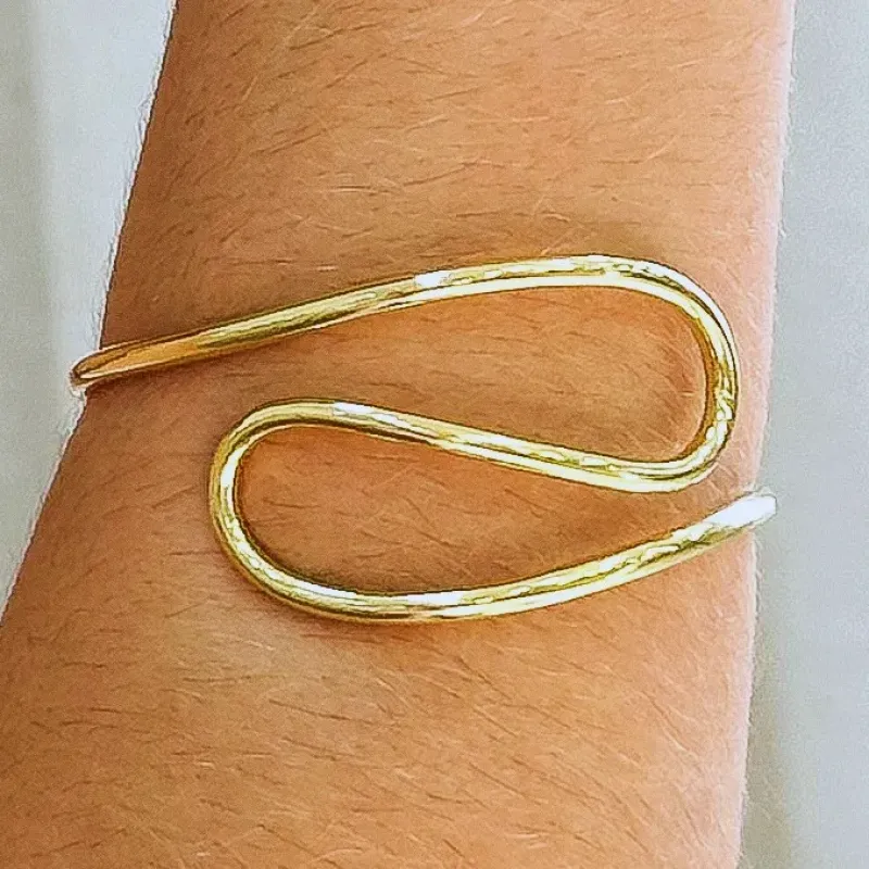 BRACELETE ONDULADO LISO