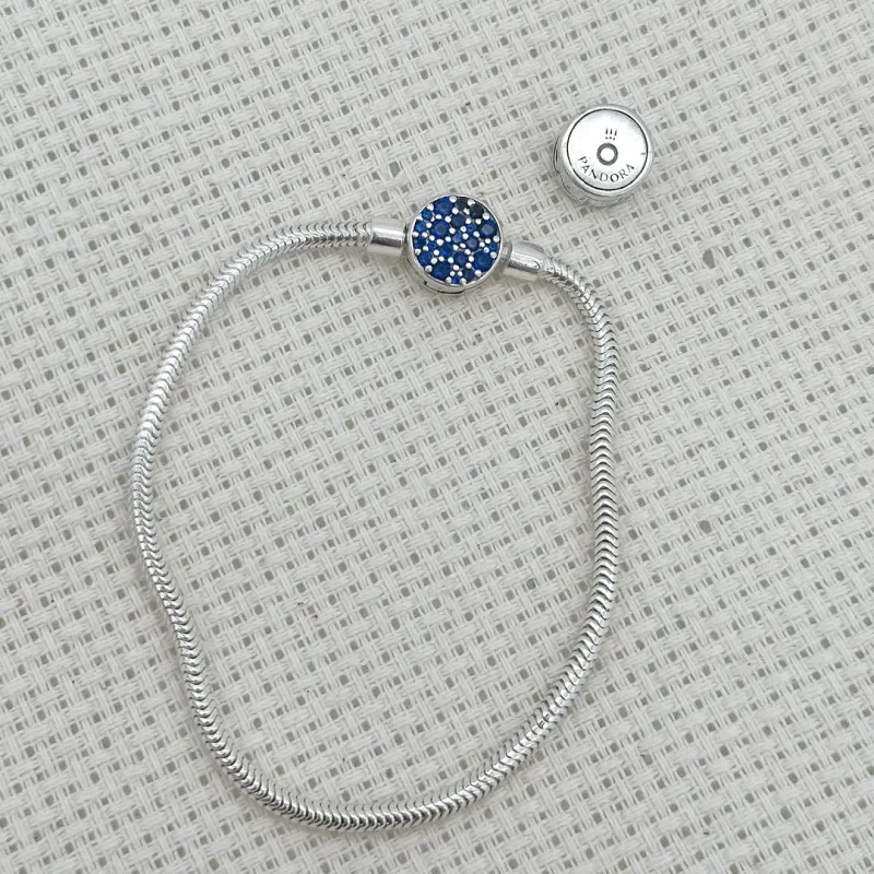PULSEIRA PRATA COM FECHO PANDORA CRAVEJADO AZUL