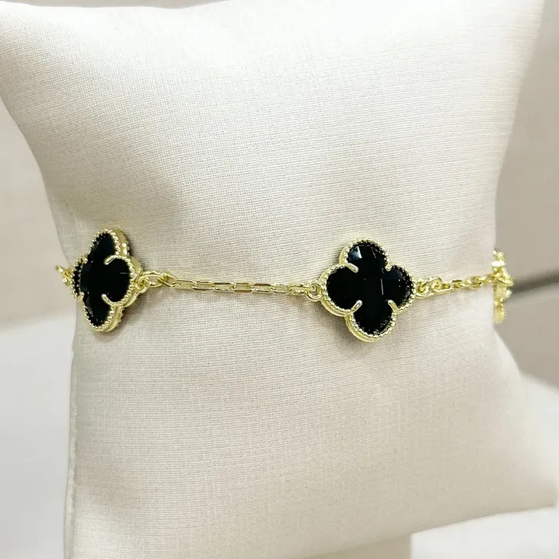PULSEIRA ALHAMBRA PEDRA PRETA
