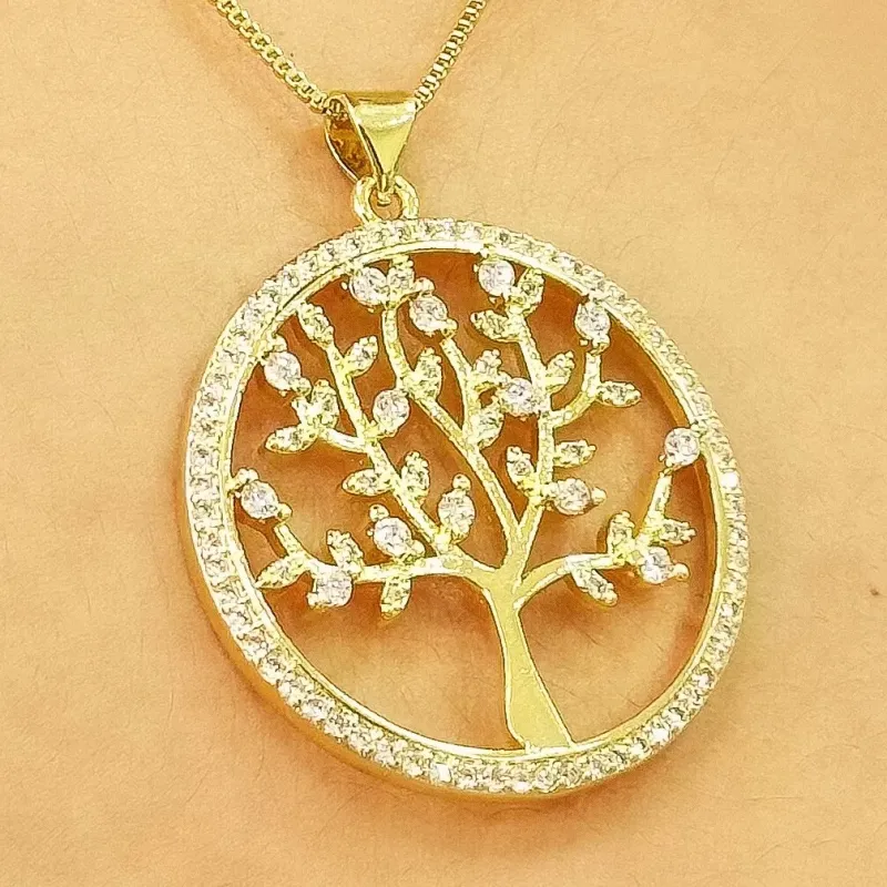 GARGANTILHA ARVORE DA VIDA CRAVEJADA CRISTAL