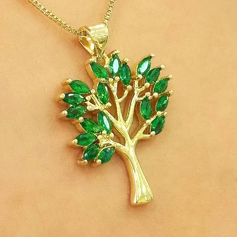 GARGANTILHA ARVORE DA VIDA CRAVEJADA PEDRAS VERDES