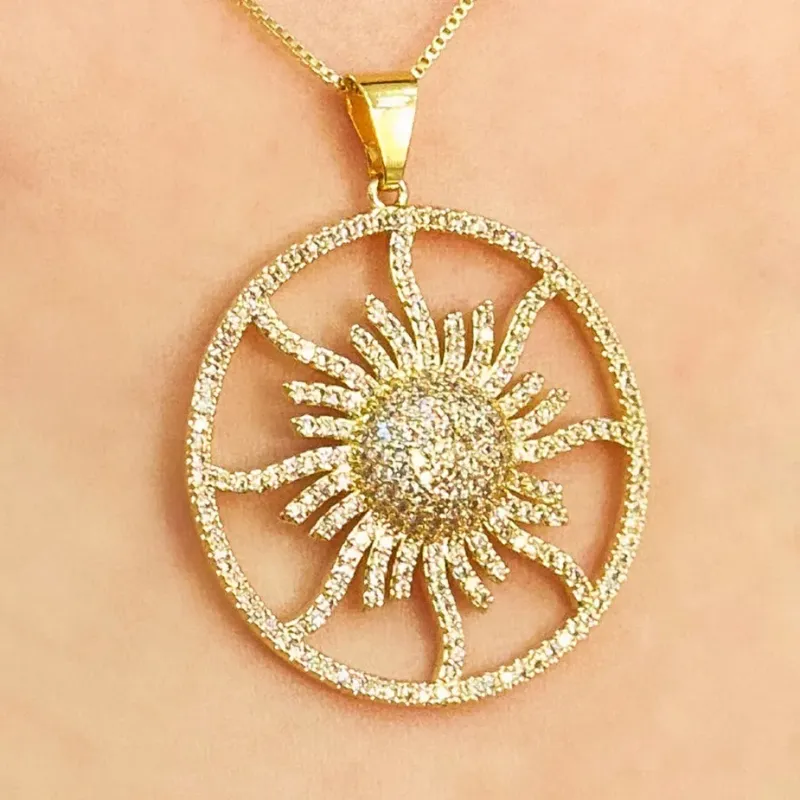 GARGANTILHA MANDALA SOL CRAVEJADO