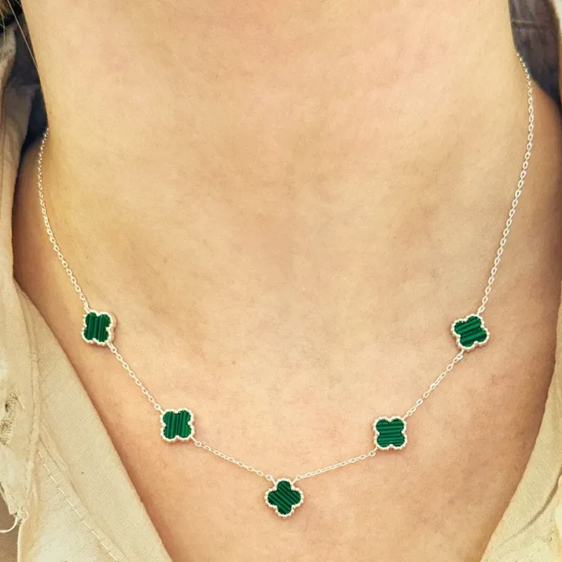 GARGANTILHA PRATA ALHAMBRA VAN CLEEF MALAQUITAS