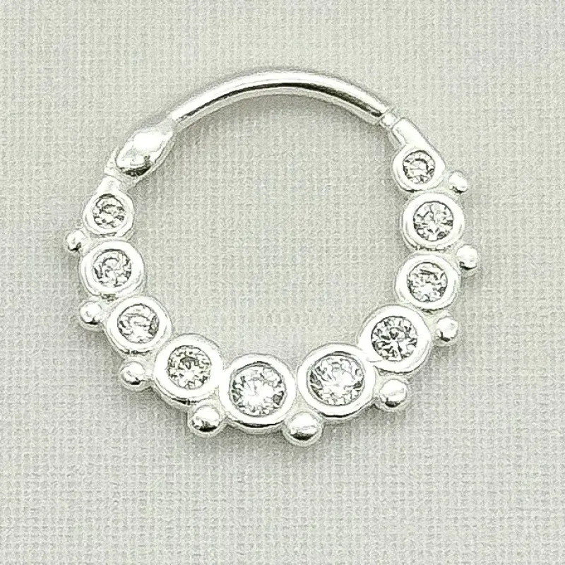 PIERCING PRATA ARGOLA CRAVEJADA CRISTAL