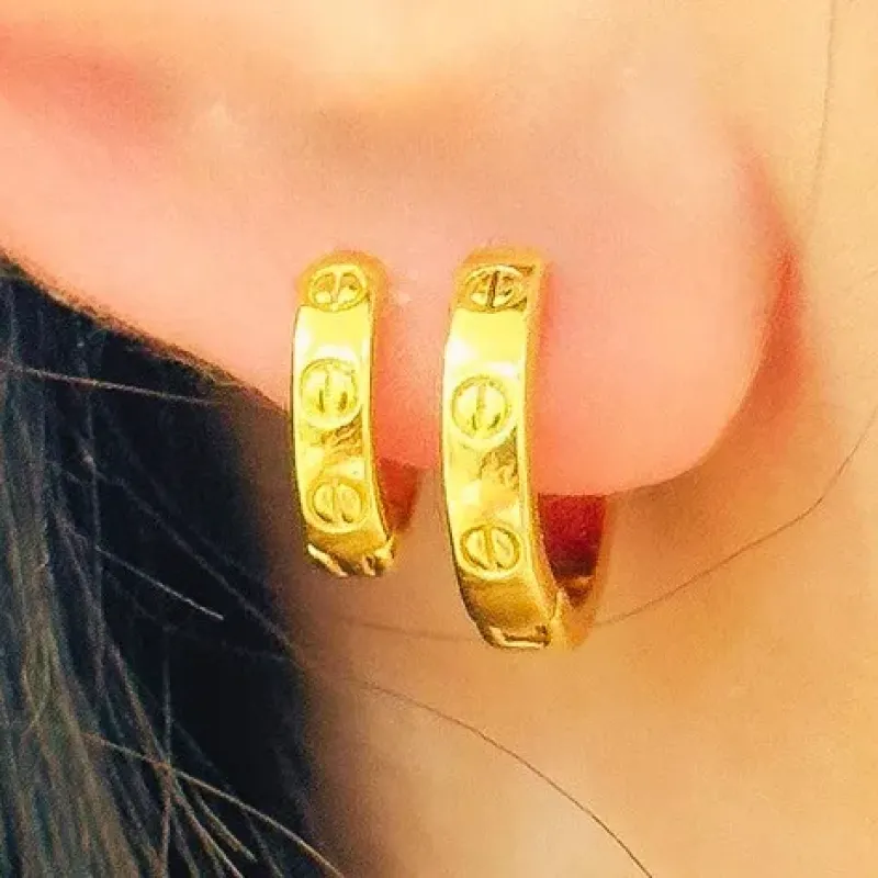 BRINCO DUPLA ARGOLA INSPIRAÇÃO CARTIER