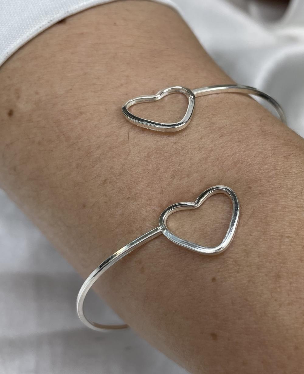BRACELETE PRATA CORAÇÃO DUPLO