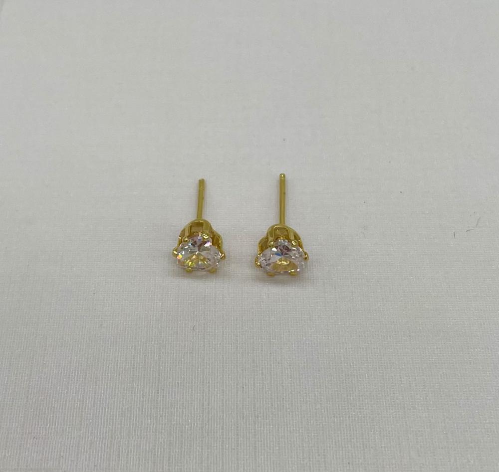 BRINCO CORAÇÃO ZIRCONIA CRISTAL MÉDIO