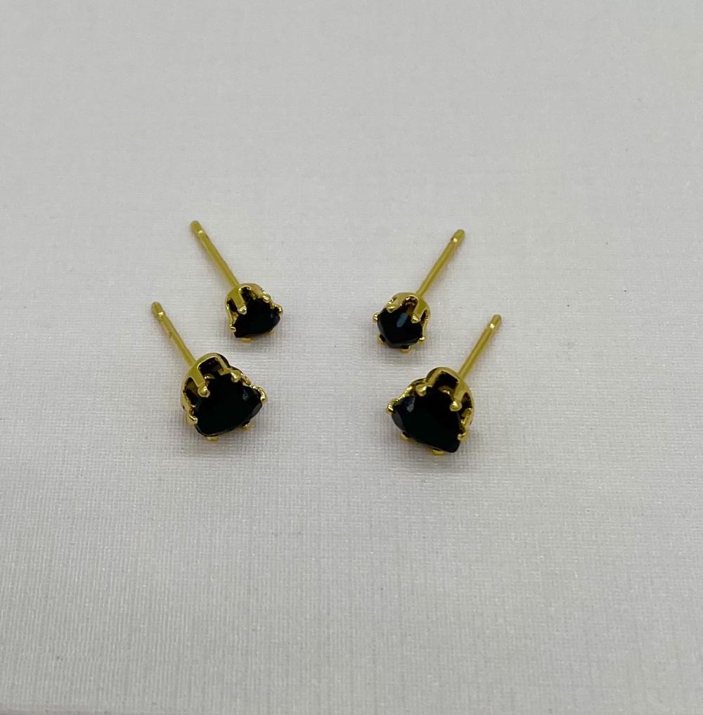 BRINCO DUPLA CORAÇÃO ZIRCONIA NEGRA
