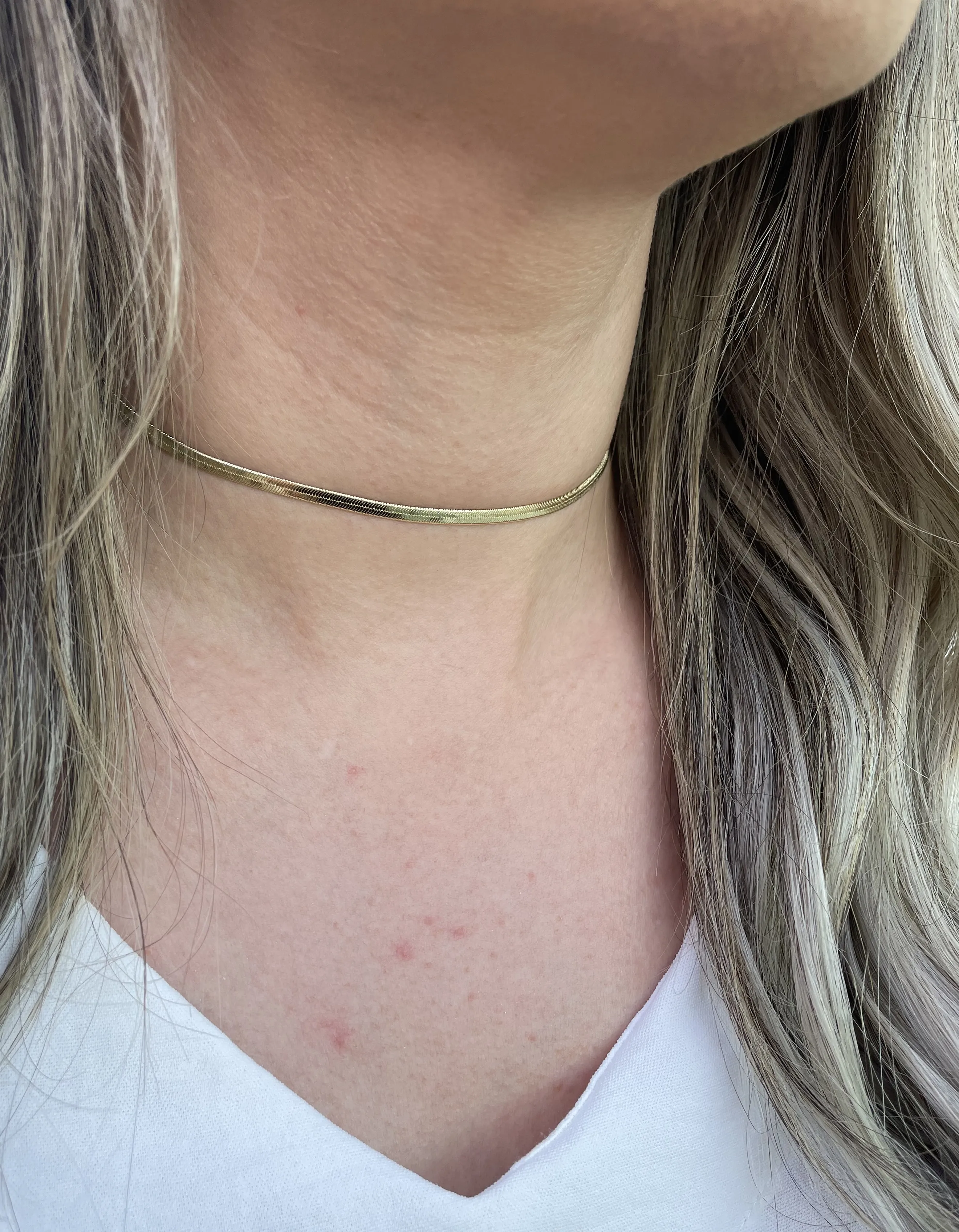 CHOKER LAMINADA FIO MÉDIO