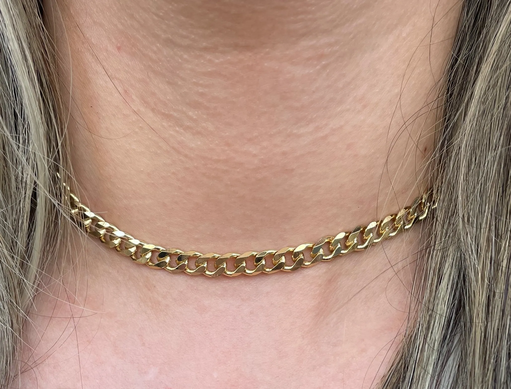 CHOKER GRUMET CURTA