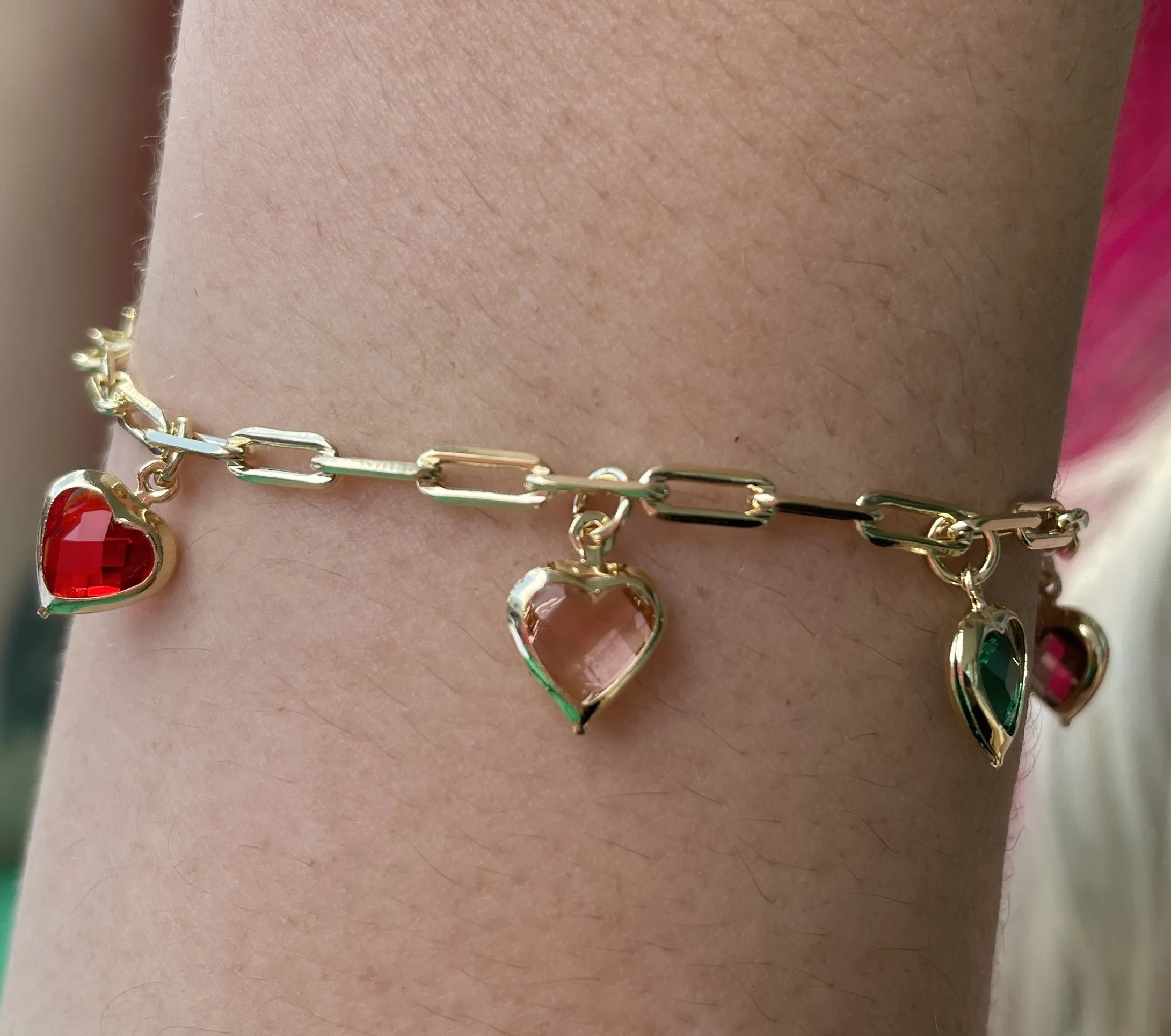 PULSEIRA CARTIER CORAÇÕES PENDURADOS COLORS