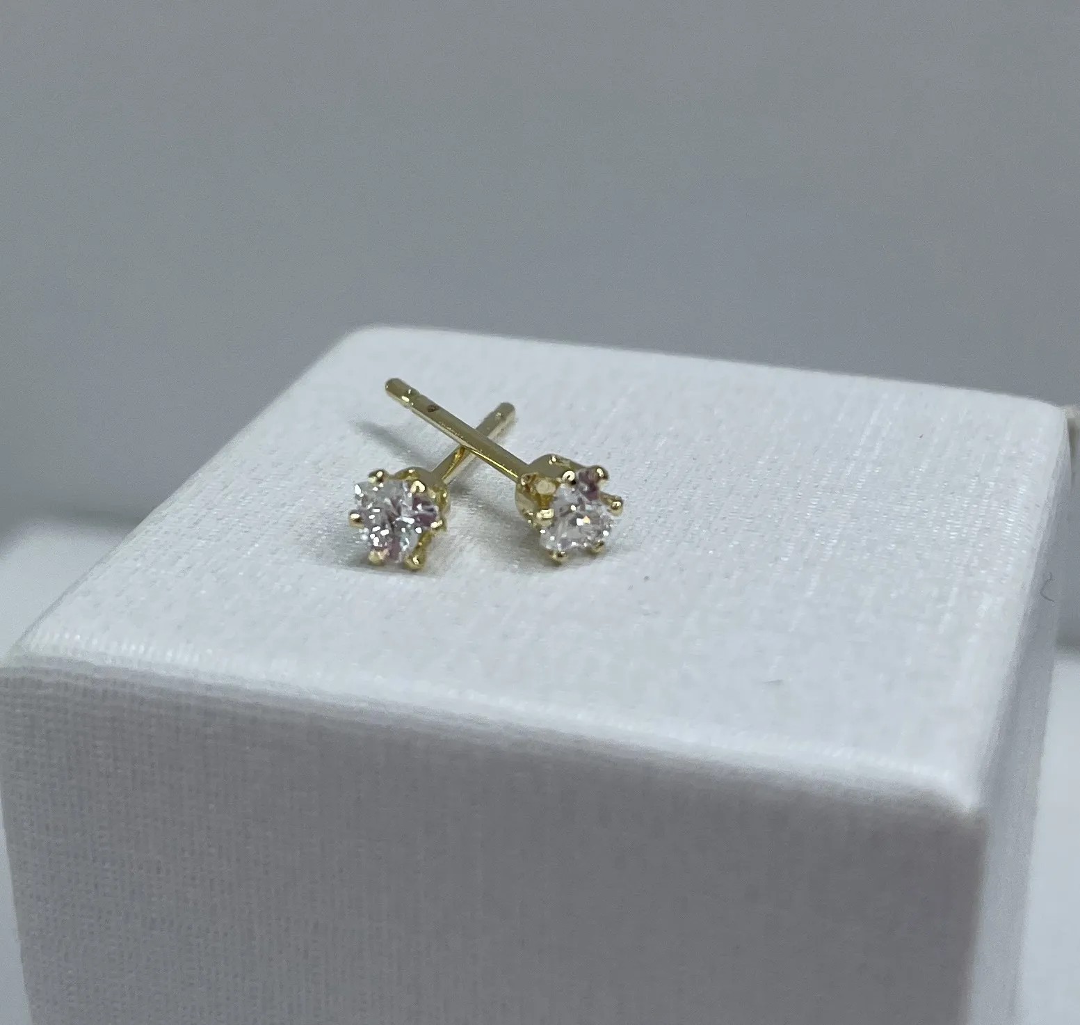 BRINCO CORAÇÃO ZIRCONIA CRISTAL MINI
