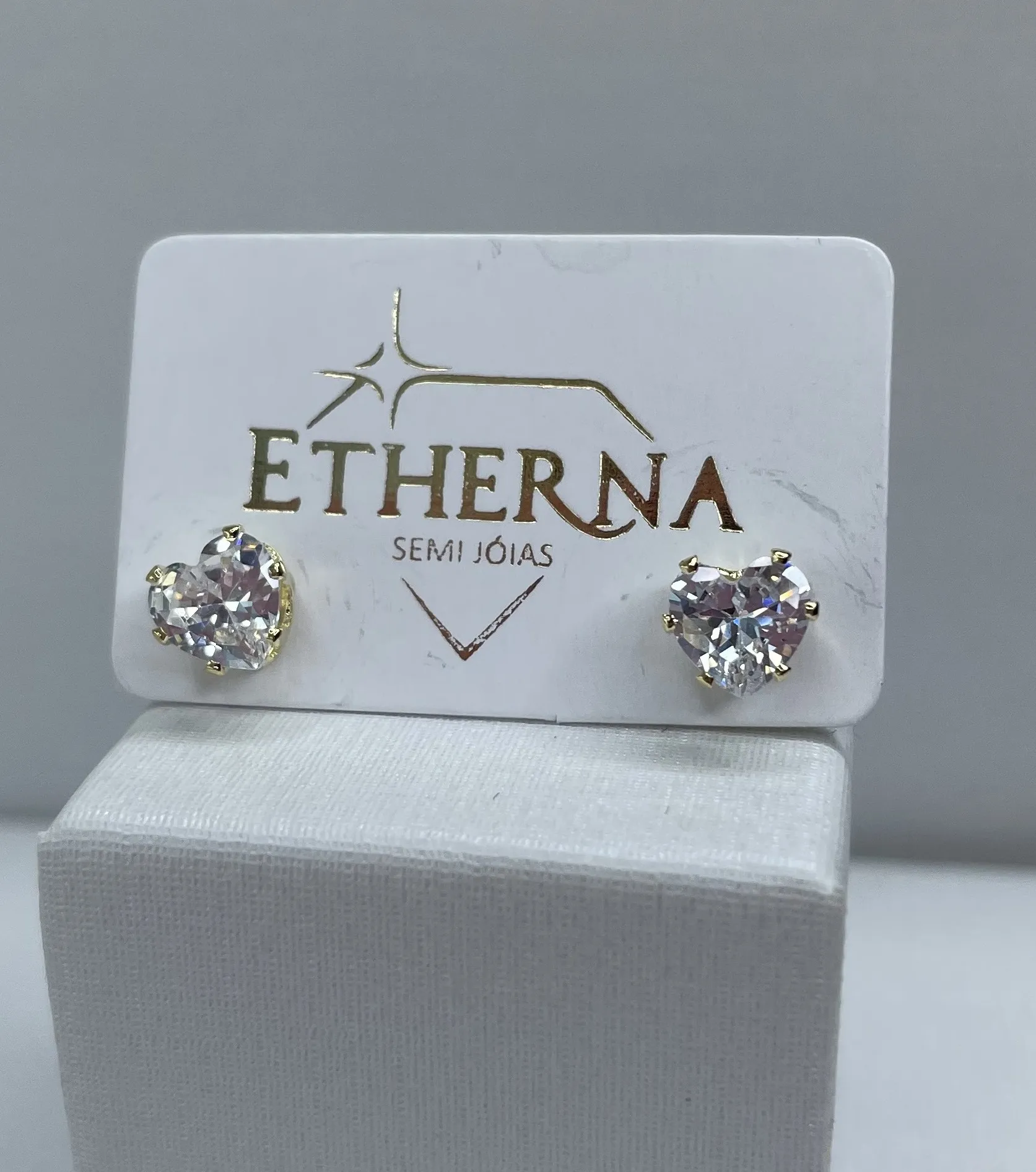 BRINCO CORAÇÃO ZIRCONIA CRISTAL MÉDIO
