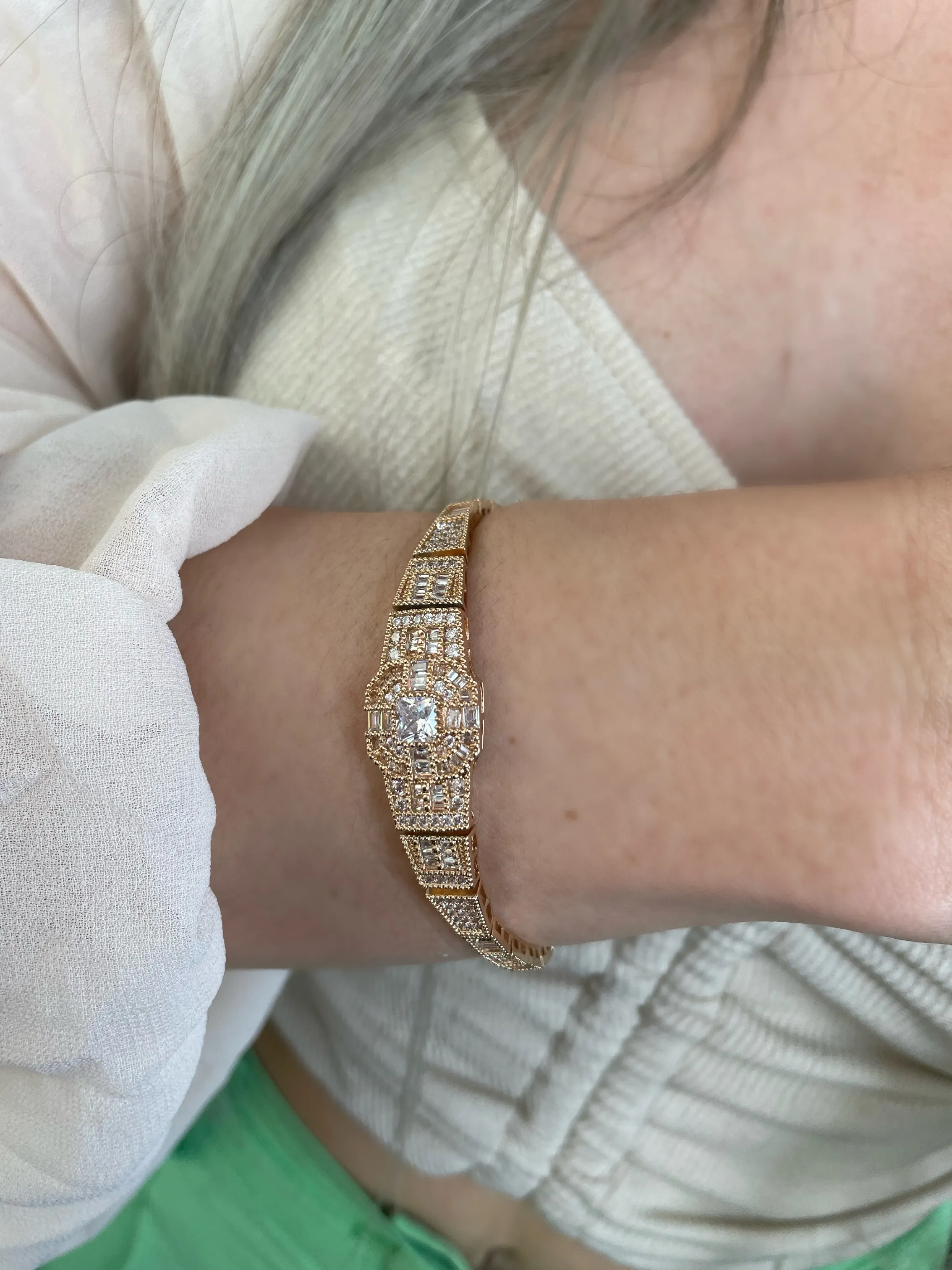 BRACELETE HEXÁGONO FACHO GAVETA
