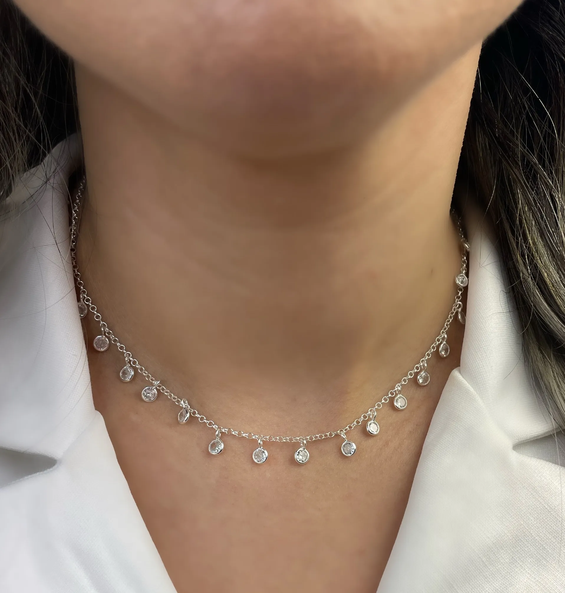 CHOKER PRATA PONTOS DE LUZ PONTOS DE LUZ PENDURADOS